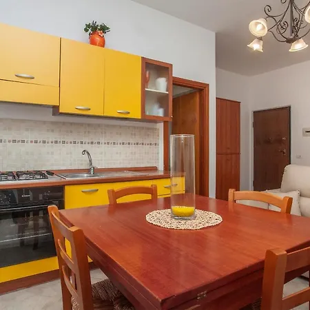 Holiday home Politeama - #pomelia *